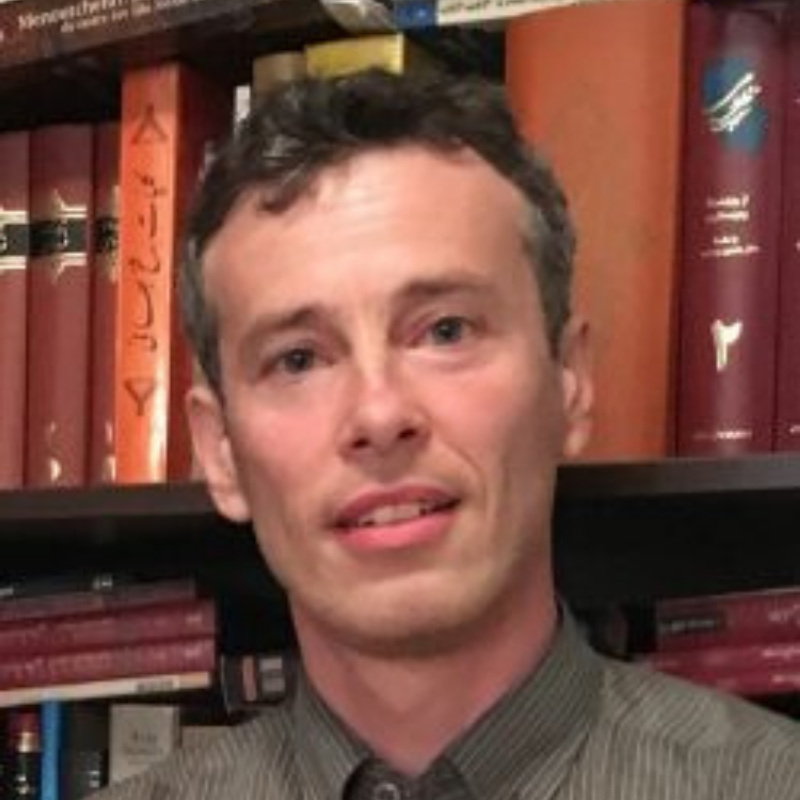 Dr. Iván Szántó